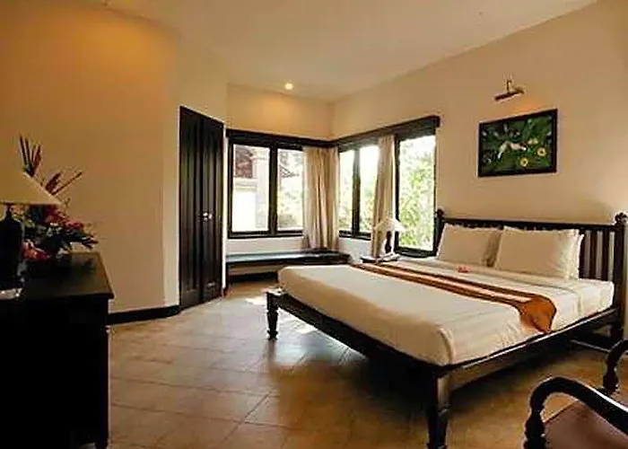 Puri Mesari 3*